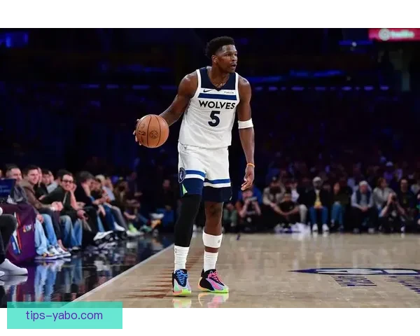 爱德华兹因膝伤缺席对阵活塞 错失生涯最佳赛季奖项 爱德华兹因膝伤缺席对阵活塞 错失生涯最佳赛季奖项